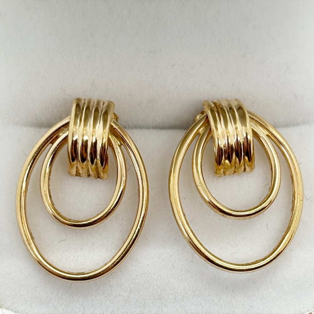14k Yellow Gold Hoop Earrings